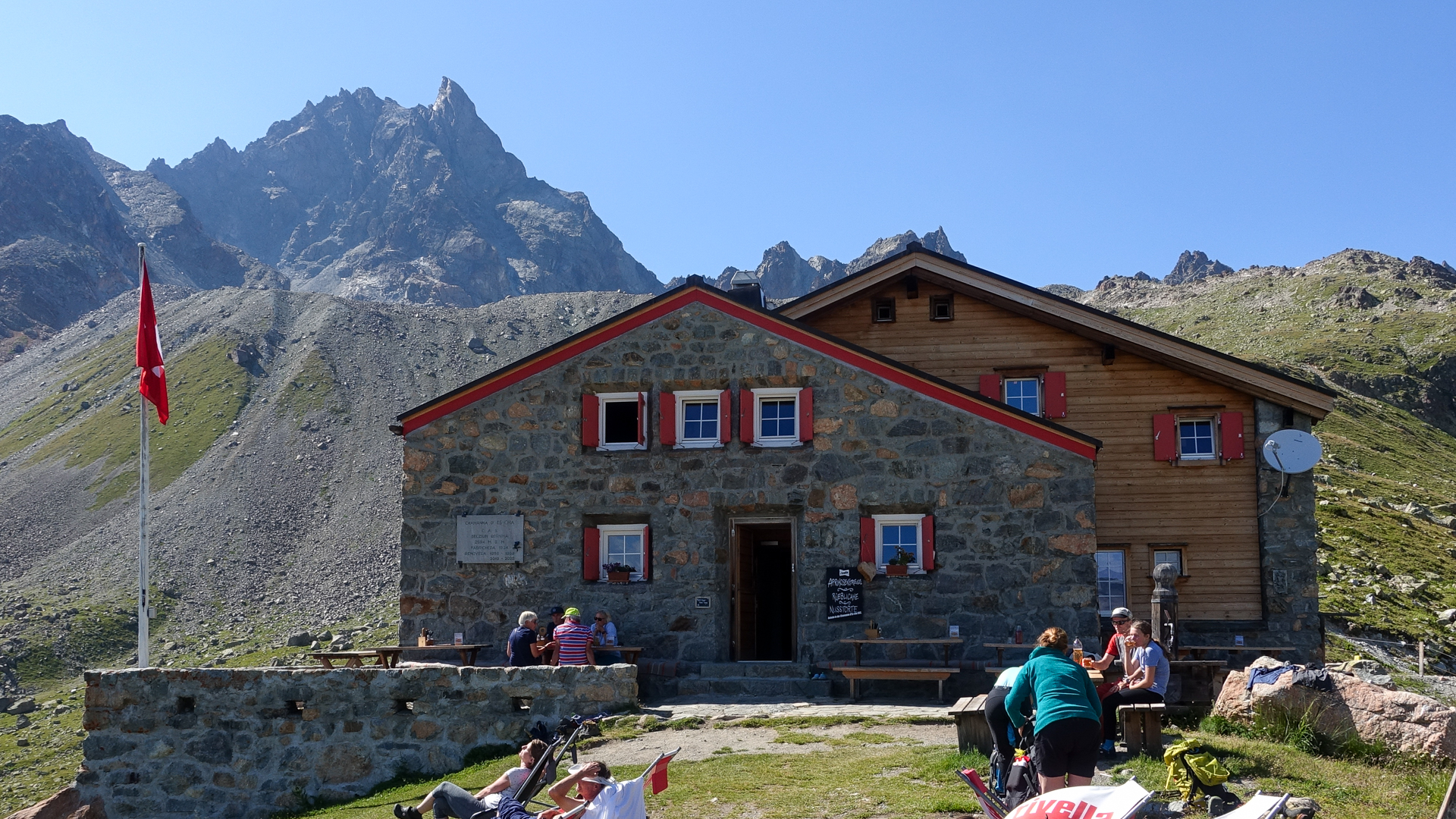 Piz Kesch über die Nadel
